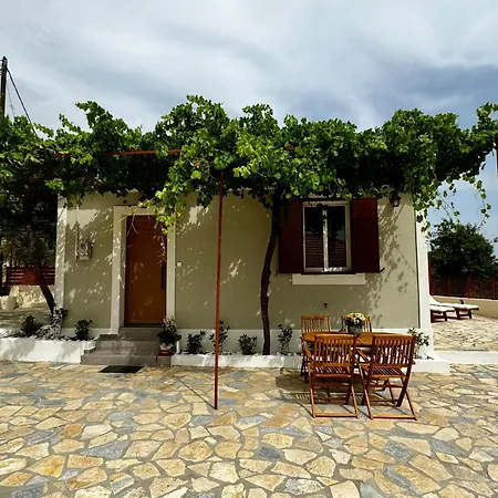 Εξοχικό σπίτι Anthea *